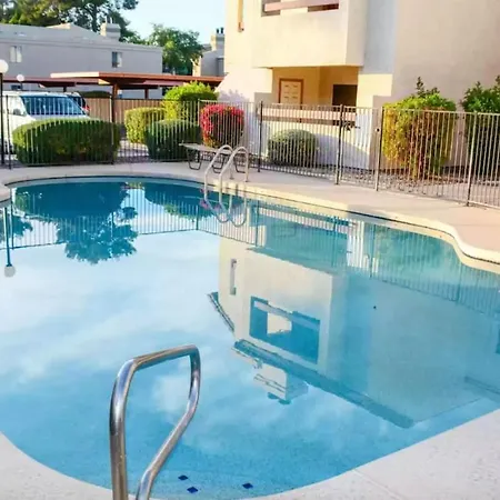 Old Town Southwest Style 2Br Condo With Pool And Hot Tub